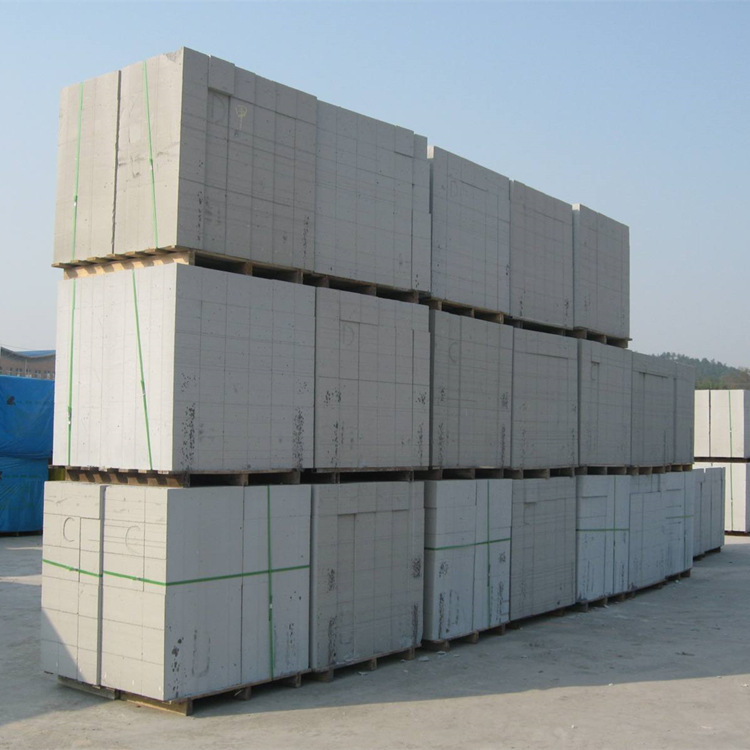 江阴宁波台州金华厂家：加气砼砌块墙与粘土砖墙造价比照分析
